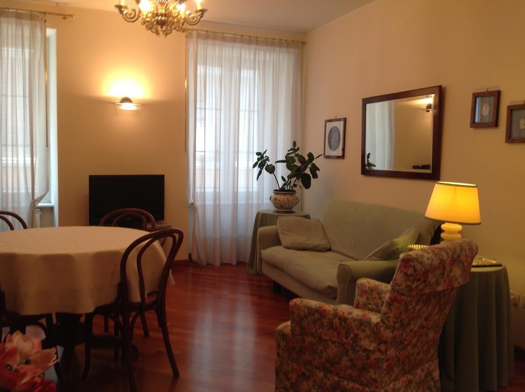 B&B Crispi Trieste Bilik gambar